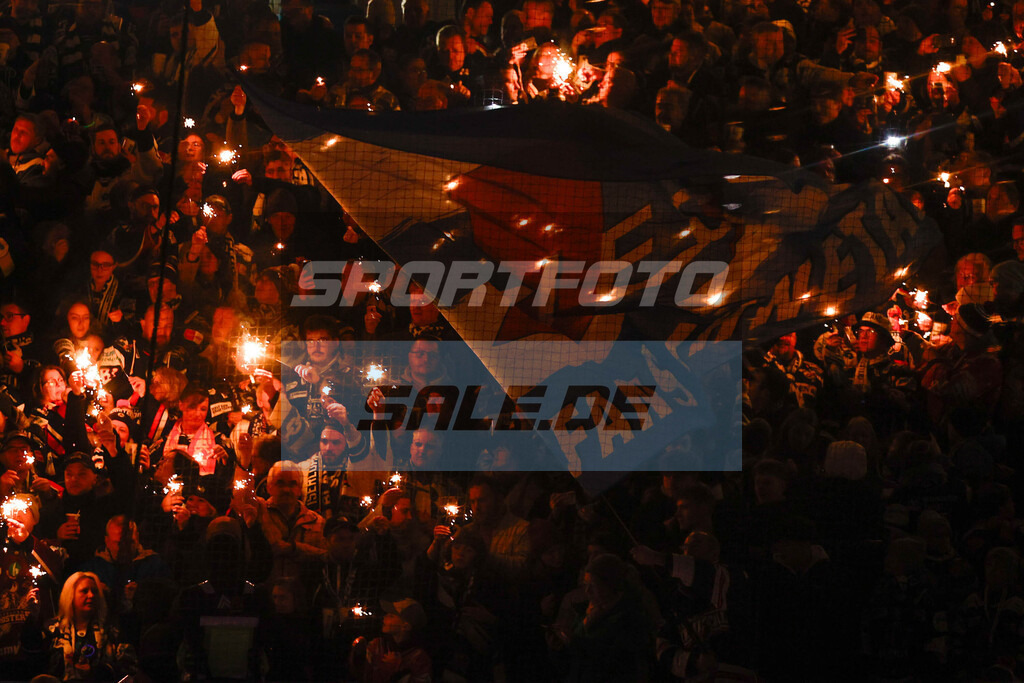 00062 | Fans der Roosters - © by Sportfoto-Sale (Jan Brüggemann) - Realisiert mit Pictrs.com