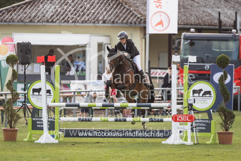 230713_LC_StilA-926 | Deine schönsten Turniermomente als professionelle Fotos! Entdecke hochwertige Pferdesport-Fotografie im Online-Shop. Jetzt Fotos finden & bestellen!