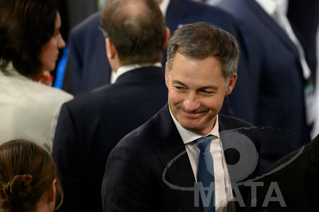 _DWA4162 | MATA IndoCon - Realisiert mit Pictrs.com