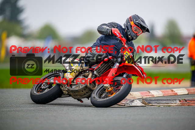 MaZZes_FotoMatrix_230507_1789 | S1