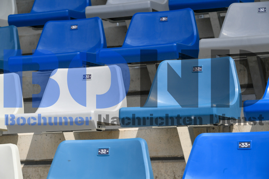 CSC_EROLOH20250712-2 | bond - Realisiert mit Pictrs.com