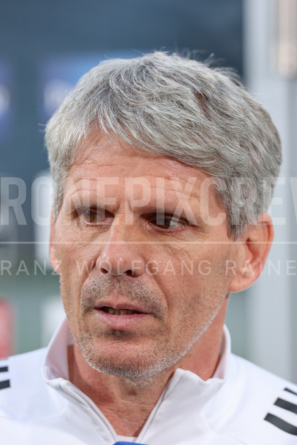 SK Puntigamer Sturm Graz vs LASK – Championship Group    | Graz, Austria, 22.Apr.26 - SOCCER - ADMIRAL Bundesliga, SK Puntigamer Sturm Graz vs LASK. The image shows Didi Kuehbauer (LASK).      