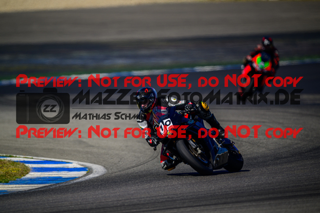 MaZZes_Fotomatrix_20250407_6007705_5920 | ROT