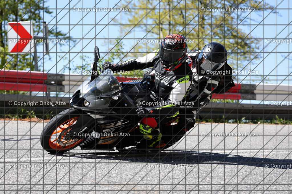 IMG_7681 | Fotograf am Kyffhäuser. Onkel Atze. Kyffhäuser Rennstrecke. Café36. Motorsportfotografie. - Realisiert mit Pictrs.com