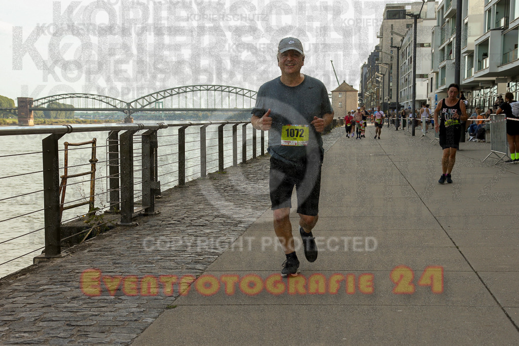 250920_1456_EX1_8264 | Sportfotografie im Rhein-Sieg Kreis, Köln, Bonn, NRW, Rheinland Pfalz, Hessen, etc. Unser Tätigkeitsfeld umfasst den Laufsport vom Volkslauf über den Marathon, Duathlon, Triathon bis zum Ultralauf wie Kölnpfad Ultra oder Schindertrail.