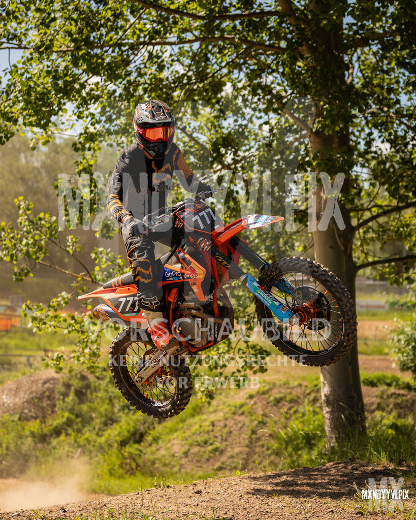 866A0974 | mxndyyvipix