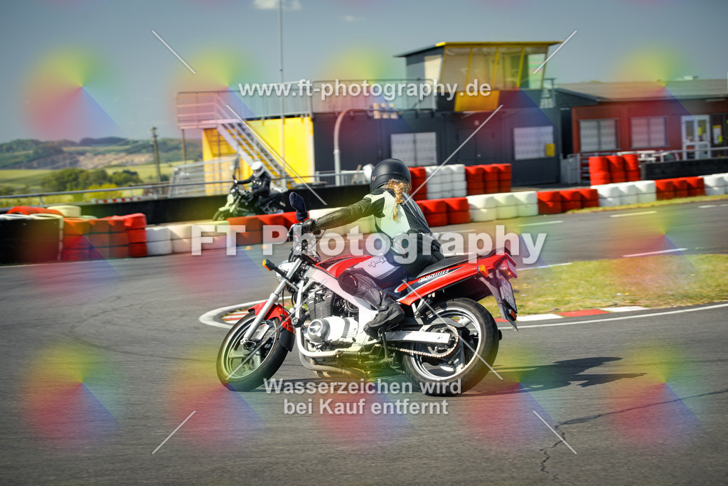 OBK_Mai_Martina_Markus-10571 | Hier findet Ihr Bilder von Touristenfahrten auf der Nürburgring Nordschleife oder von anderen Veranstaltungen die ich besucht habe. Viel Spass beim Durch Schauen 