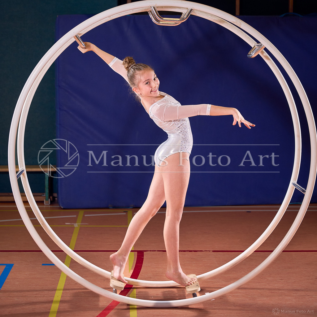 B-DSC00756 | Professionelle Sportfotografie in Hamburg, Schleswig-Holstein und Niedersachsen – spezialisiert auf Rhönrad, Geräteturnen, Leistungsturnen und rhythmische Sportgymnastik. Bundesweite Begleitung von Rhönrad-Events. Jetzt Sport-Fotos - Realisiert mit Pictrs.com
