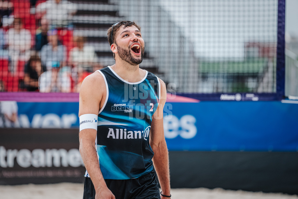 Beachvolleyball | Männer | German Beach Tour 2024 | Tourstop Bremen | 07.06.2024 | Nico Wegner ärgert sich