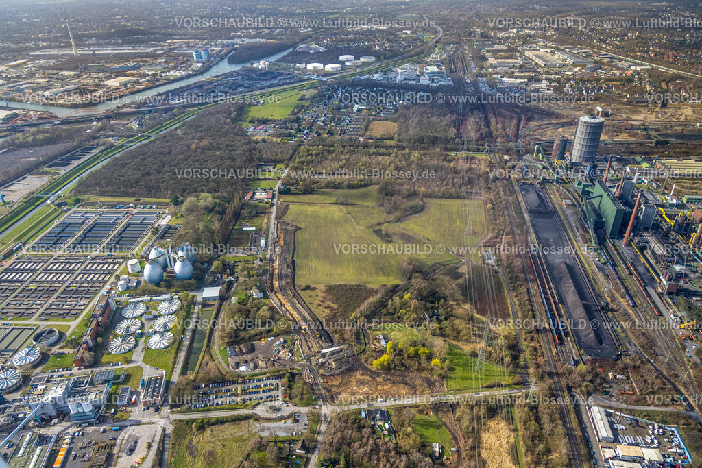 Bottrop260305470FreiheitEmscher | Luftbild, " Freiheit Emscher "  großes interkommunales Stadtentwicklungsprojekt in NRW, von Essen, Bottrop und RAG Montan Immobilien, 1.700 Hektar, inklusive 150 Hektar ehemaliger Bergbauflächen, entsteht bis ca. 2030 ein neuer, nachhaltiger urbaner Raum für innovat, , Batenbrock-Süd, Bottrop, Ruhrgebiet, Nordrhein-Westfalen, Deutschland