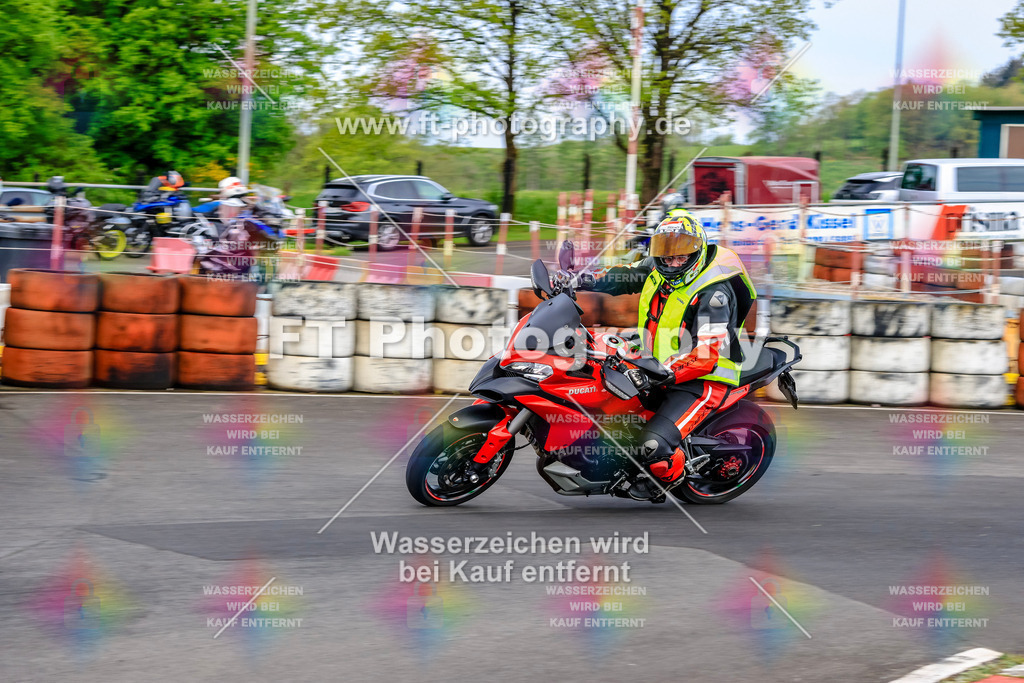 _OTO2974 | Hier findet Ihr Bilder von Touristenfahrten auf der Nürburgring Nordschleife oder von anderen Veranstaltungen die ich besucht habe. Viel Spass beim Durch Schauen 