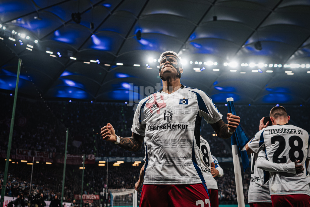 Fußball | Männer | Saison 2024/2025 | 2. Fußball-Bundesliga | 25. Spieltag | Hamburger SV vs. Fortuna Düsseldorf | 08.03.2025 | Davie Selke (#27, HSV) schießt ein Tor und jubelt