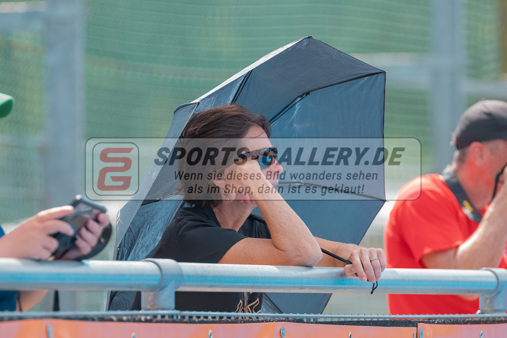 HK_20230711_101029 | Euro Hockey WU18 Austria - England Championship Girls &amp; Boys am 11.7.2023 CHTC , Krefeld ,