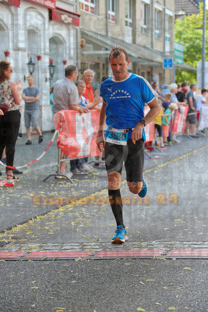 220625_1640_EX1_4818 | Sportfotografie im Rhein-Sieg Kreis, Köln, Bonn, NRW, Rheinland Pfalz, Hessen, etc. Unser Tätigkeitsfeld umfasst den Laufsport vom Volkslauf über den Marathon, Duathlon, Triathon bis zum Ultralauf wie Kölnpfad Ultra oder Schindertrail.
