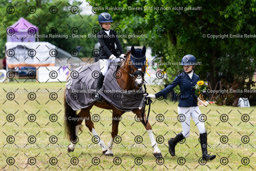 CL5A9230 | Emilia Reinking Fotografie - Realisiert mit Pictrs.com