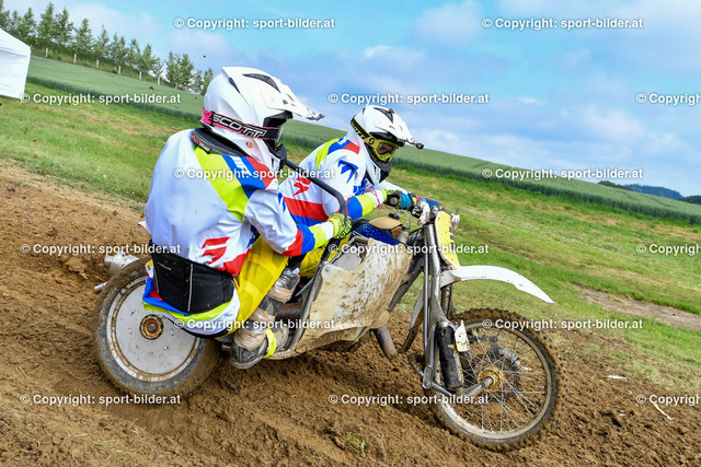 AUT, Motocross Auner Cup, Side Car Motocross 2022 | 05.06.2022, AUT, Schwanenstadt, Motocross Auner Cup, Side Car Motocross 2022, im Bild Auner Cup MX2, Auner Cup Open, Side Car Motocross Schwanenstadt 2022


// Motocross Auner Cup, Side Car Motocross 2022 in Schwanenstadt, Austria on 2022/06/05
