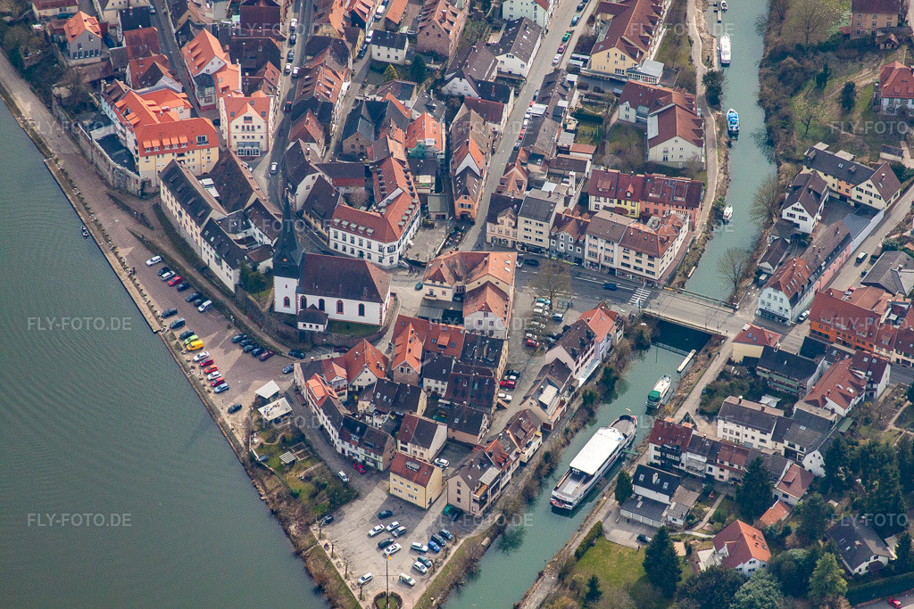 Luftbild: Mündung der Elsenz in den Neckar in Neckargemünd im Bundesland Baden-Württemberg in Deutschland. Foto: IMG_37946.jpg vom 12.03.2011 durch Werner Riehm/FLY-FOTO.de