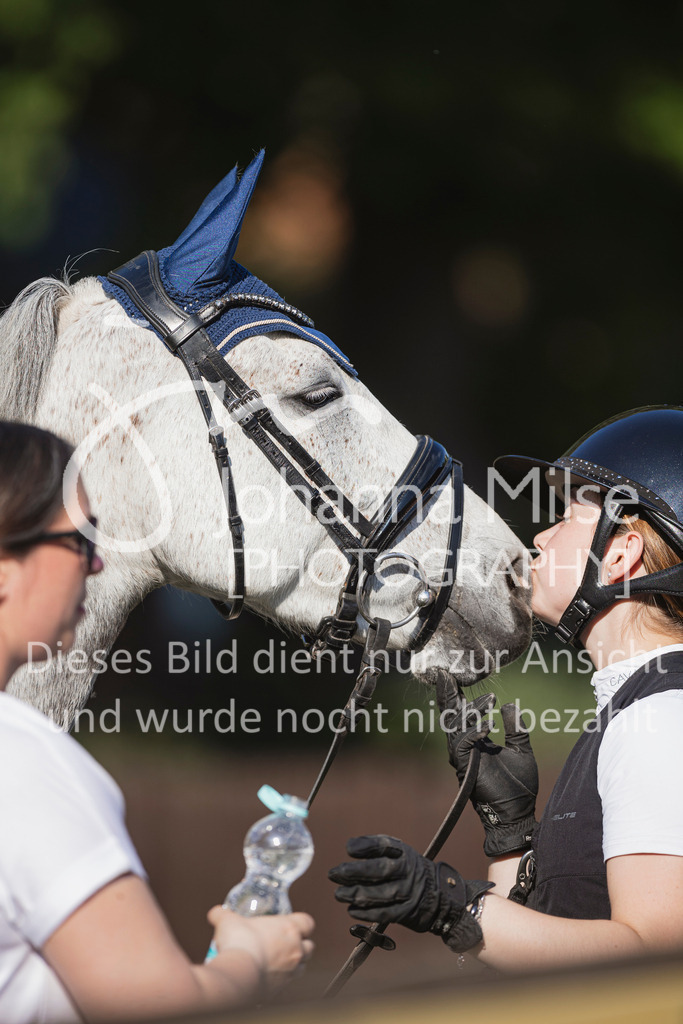 250501_MünsterHandorf_PonyTrophy-221 | Deine schönsten Turniermomente als professionelle Fotos! Entdecke hochwertige Pferdesport-Fotografie im Online-Shop. Jetzt Fotos finden & bestellen!