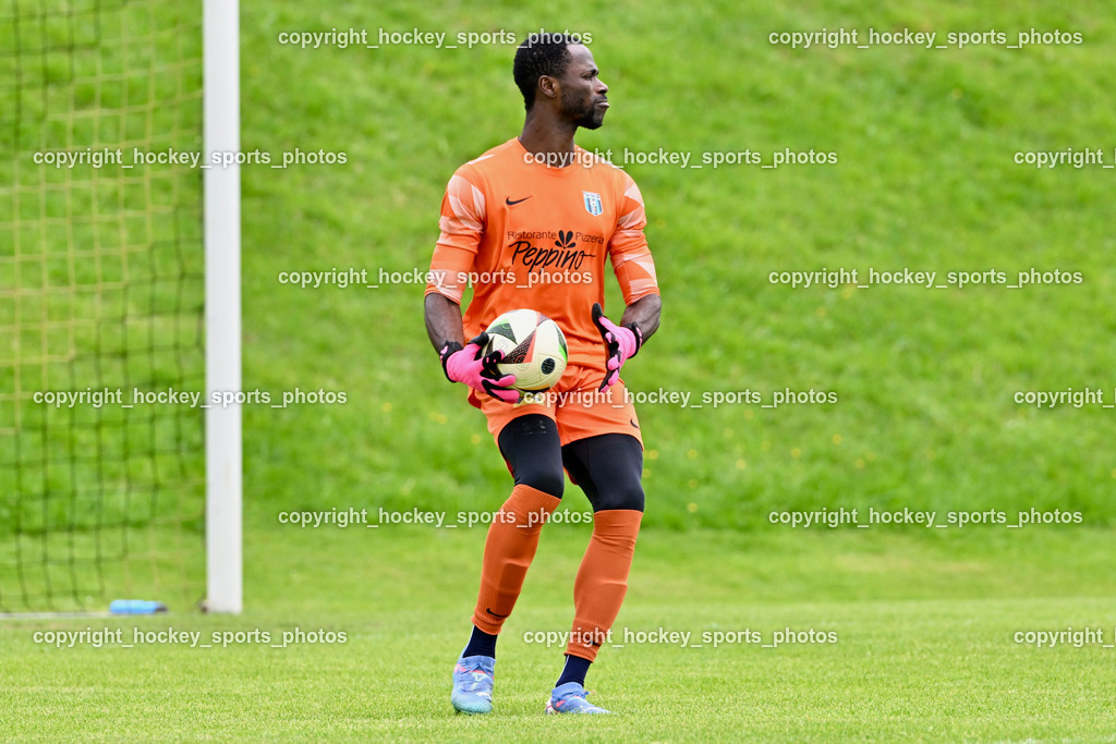 FC Faakersee vs. URC Thal Assling | #99 Ayotunde Ezekiel Ikuepamitan URC Thal Assling, FC Faakersee vs. URC Thal Assling, FC Faakersee vs. URC Thal Assling am 04.05.2025 in Finkenstein (Sportplatz Finkenstein), Austria, (Photo by Bernd Stefan)