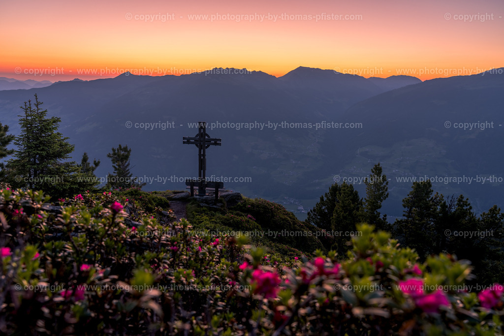 Sonnenaufgang Arbiskopf Zillertaler Höhenstrasse copyright  Thomas Pfister-1 | PHOTOGRAPHY BY THOMAS PFISTER