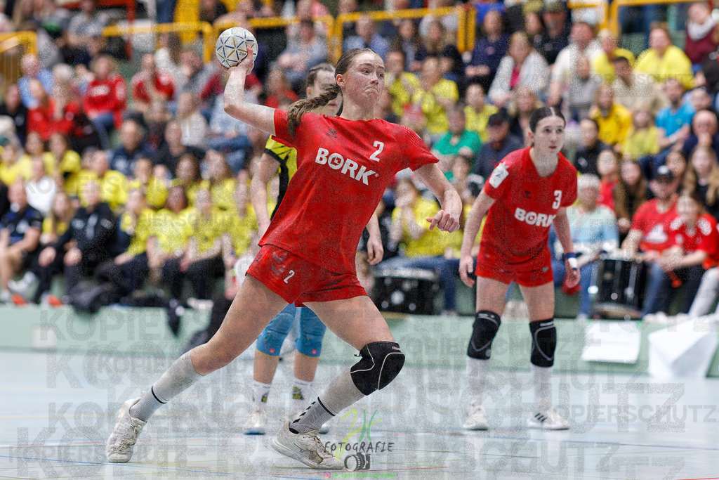 Hessenmeisterschaft wJC - Finale; HSG Kleenheim - HSG Weiterstadt/ Braunsh.Worf. | Hessenmeisterschaft wJC - Finale; HSG Kleenheim - HSG Weiterstadt/ Braunsh.Worf. am 22.03.2025 in Biedenkopf (Sporthalle Lahntalschule)Photo © 2025 - Jörg Heinrich - Realisiert mit Pictrs.com