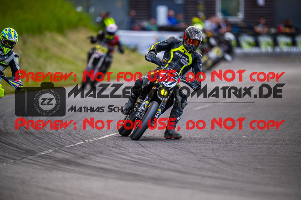 MaZZes_FotoMatrix_220529_7516 | Fotograf Mathias Schmid
Sportfotograf,
Eventfotograf,
Hochzeitsfotograf,
Portraitfotograf