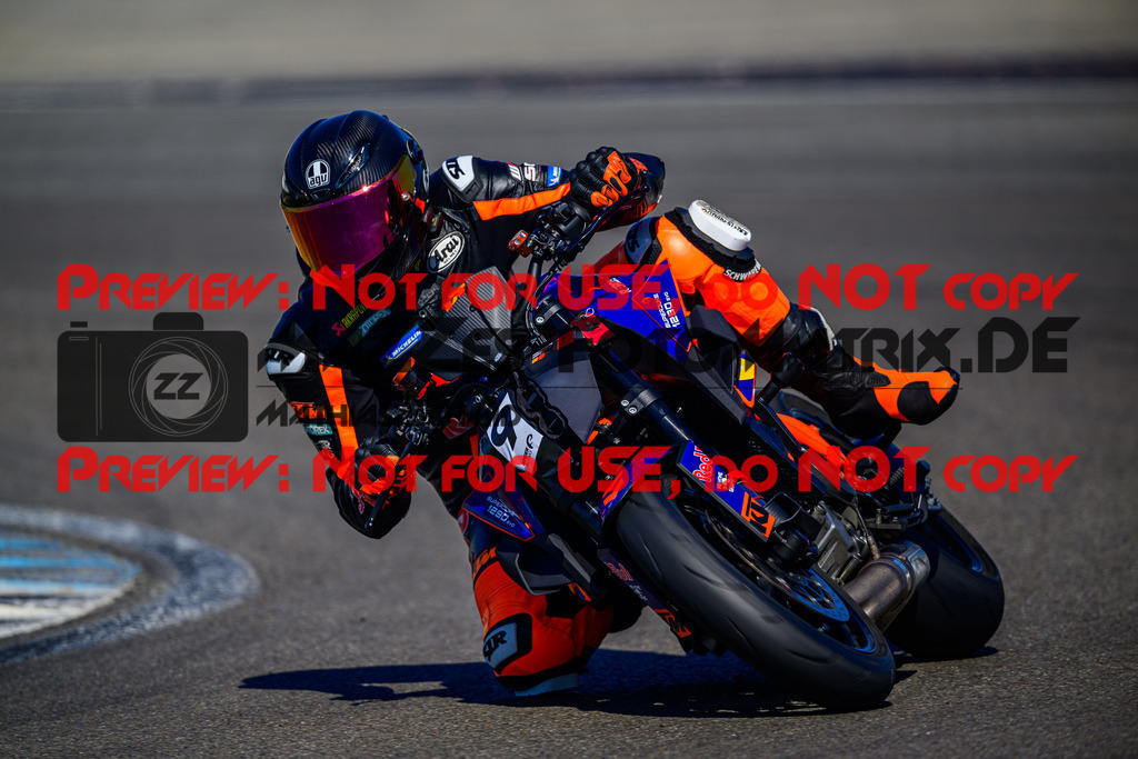 MaZZes_Fotomatrix_20250407_6007705_3696 | ROT