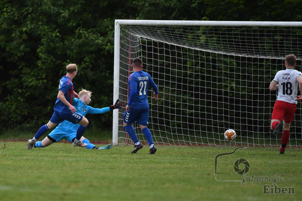 TuS Ofen-SG FriPe | Herren 1. Kreisklasse Süd, Jade-Weser-Hunte; TuS Ofen (blau)-SG FriPe (weiß) am 28.05.2025; in Ofen (), Photo: Philip Eiben 2025 - Realisiert mit Pictrs.com