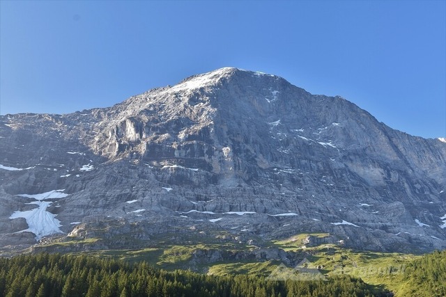 Schweiz 2025-04 | Landschaftsfotografie Berge Mountain Landscape FotografieNatur Bilder Buidl Bergbuidl Bayern Heimat BergfotografieSonnenaufgang Sonnenuntergang Hobbyfotograf Bilderverkauf Leinwand - Realisiert mit Pictrs.com