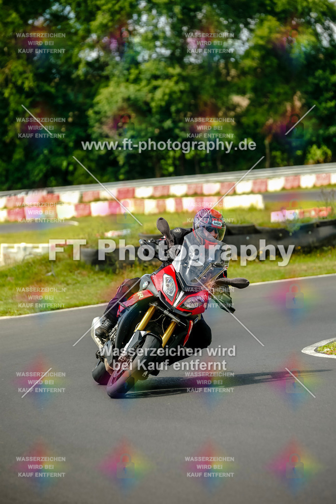 VBK-4698 | Hier findet Ihr Bilder von Touristenfahrten auf der Nürburgring Nordschleife oder von anderen Veranstaltungen die ich besucht habe. Viel Spass beim Durch Schauen 