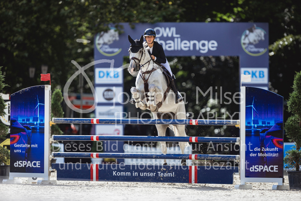 240912_OWLCh_AmateurM-426 | Deine schönsten Turniermomente als professionelle Fotos! Entdecke hochwertige Pferdesport-Fotografie im Online-Shop. Jetzt Fotos finden & bestellen!