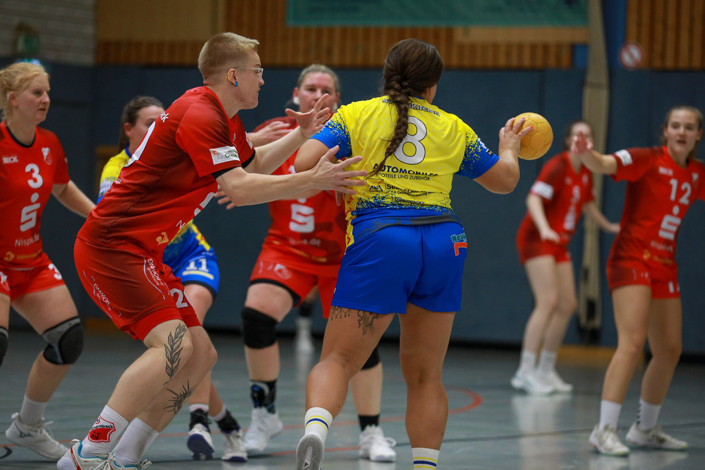 SVN_SvSchermbeck_051024_105 | Bildergalerie von Sport-Ereignissen aber auch von weiteren spannenden Dingen - nicht nur vom Niederrhein. In Anlehnung an den bekannten Spruch von Hanns Dieter Hüsch heißt das Motto: "Niederrhein ist überall".  - Realisiert mit Pictrs.com