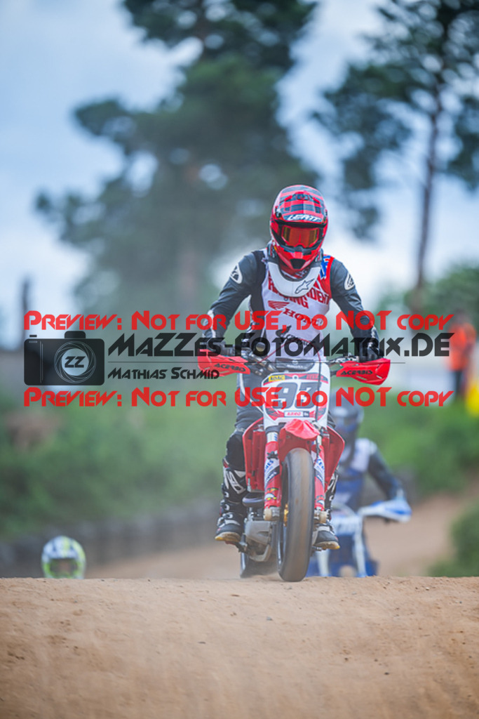 MaZZes_FotoMatrix_220528_6102 | Fotograf Mathias Schmid
Sportfotograf,
Eventfotograf,
Hochzeitsfotograf,
Portraitfotograf