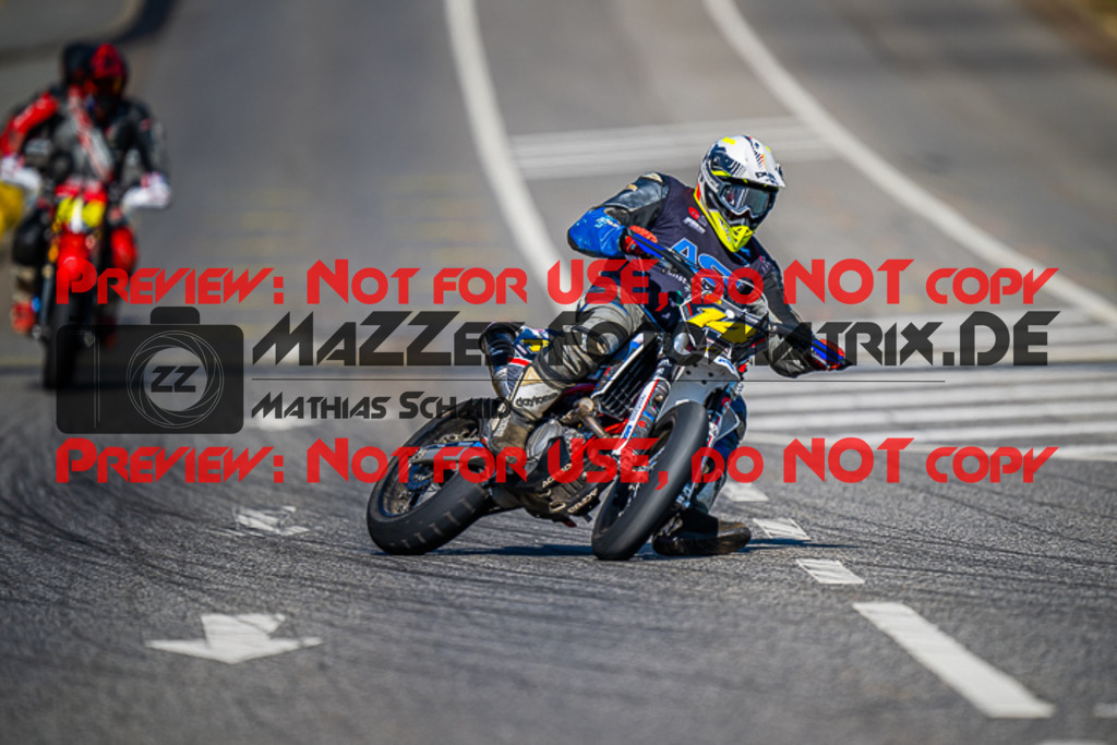 MaZZes_FotoMatrix_230609_5463 | UE40