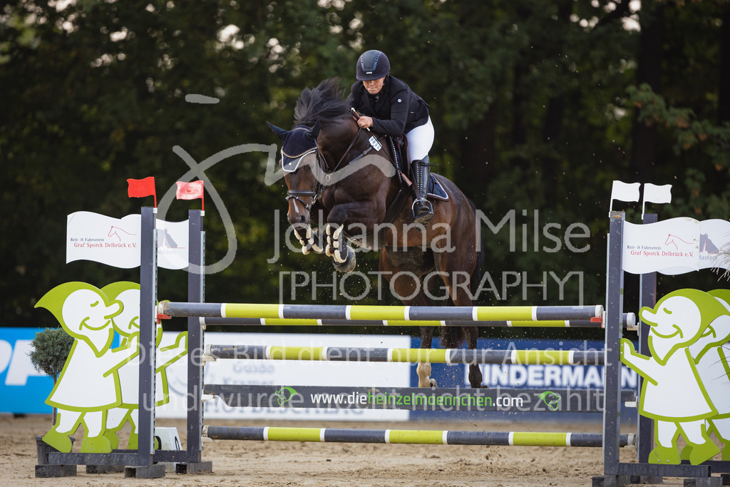 220826_Delbrueck_L-Spr-232 | Deine schönsten Turniermomente als professionelle Fotos! Entdecke hochwertige Pferdesport-Fotografie im Online-Shop. Jetzt Fotos finden & bestellen!