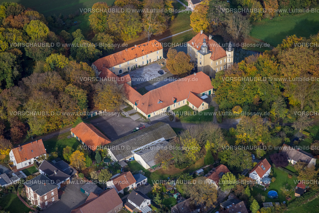 Kamen221012426Heeren-Werve | Luftbild, Schloss Heeren, Herbstwald, Heeren-Werve, Kamen, Ruhrgebiet, Nordrhein-Westfalen, Deutschland