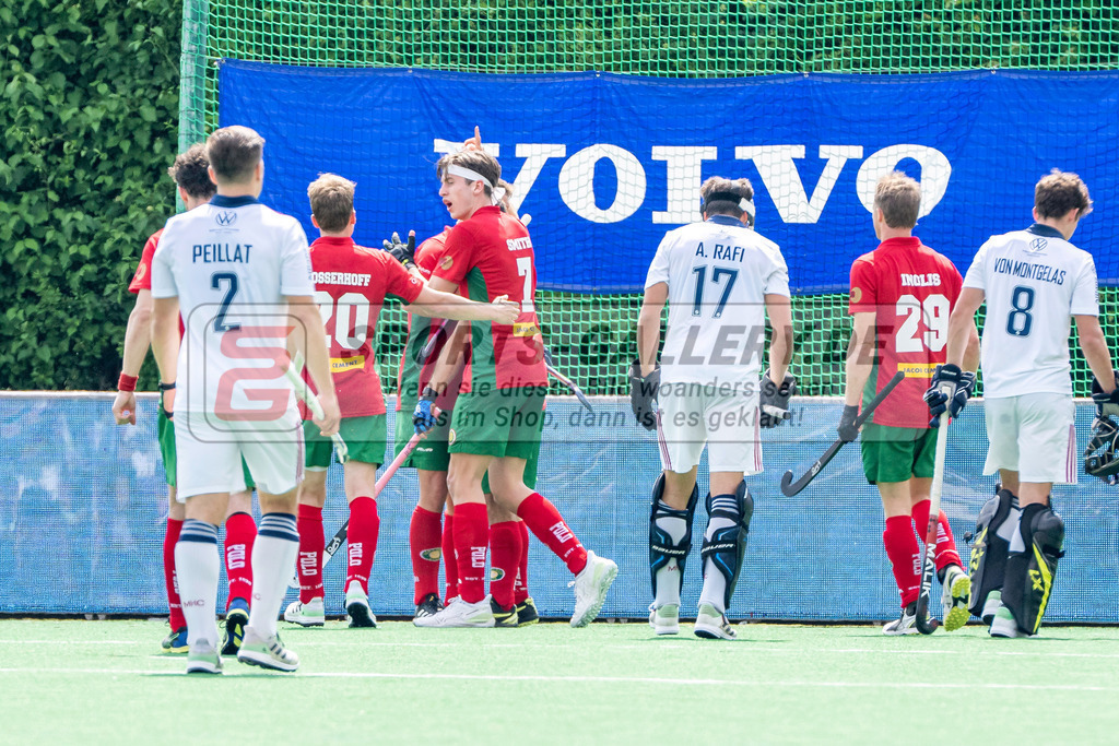 Final4_20240519-1520-0037 | Bonn, Deutschland, 19.05.2024: Paul Smith (Hamburger Polo Club), Niklas Bosserhoff (Hamburger Polo Club) in Aktion waehrend des Spiels der Deutsche Feldhockey-Meisterschaften 2024 zwischen Final 4 Herren Finale Mannheimer HC - Hamburger Polo Club im Bonner THV am 19.05.2024 in Bonn, Deutschland. (Foto von Stephan Fehrmann)

Bonn, Germany, 19.05.2024: Paul Smith (Hamburger Polo Club), Niklas Bosserhoff (Hamburger Polo Club) in action during the game of Deutsche Feldhockey-Meisterschaften 2024 between Final 4 Herren Finale Mannheimer HC - Hamburger Polo Club in Bonner THV at 19.05.2024 in Bonn, Deutschland. (Foto from Stephan Fehrmann)