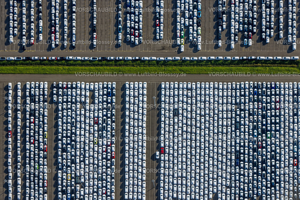 Emden251104717 | Luftbild, PKW Logistik, Volkswagenwerk PKW Parkplatz, Formen und Farben, Larrelt, Emden, Norddeutschland, Ostfriesland, Niedersachsen, Deutschland