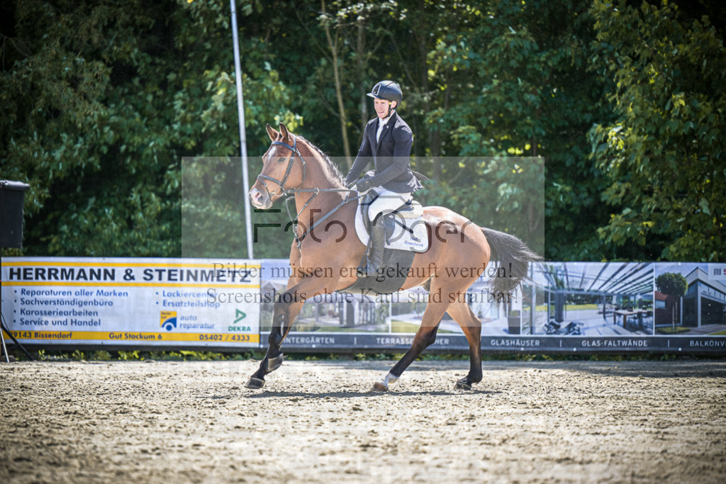 DOS_5488 | Entdecke hochwertige Reitturnierfotos von Foto Oger. Professionell, emotional und authentisch – jetzt Lieblingsmomente im Shop bestellen.Deutschlandweite Turnierfotografie. - Realisiert mit Pictrs.com