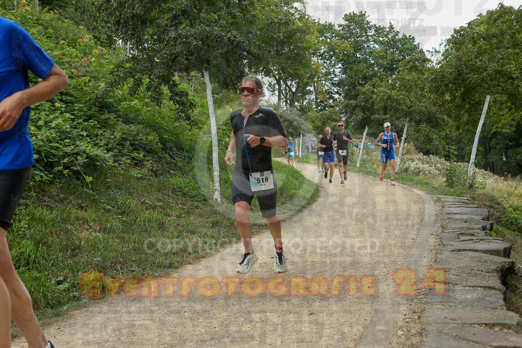 250824_1357_EX1_4408 | Sportfotografie im Rhein-Sieg Kreis, Köln, Bonn, NRW, Rheinland Pfalz, Hessen, etc. Unser Tätigkeitsfeld umfasst den Laufsport vom Volkslauf über den Marathon, Duathlon, Triathon bis zum Ultralauf wie Kölnpfad Ultra oder Schindertrail.
