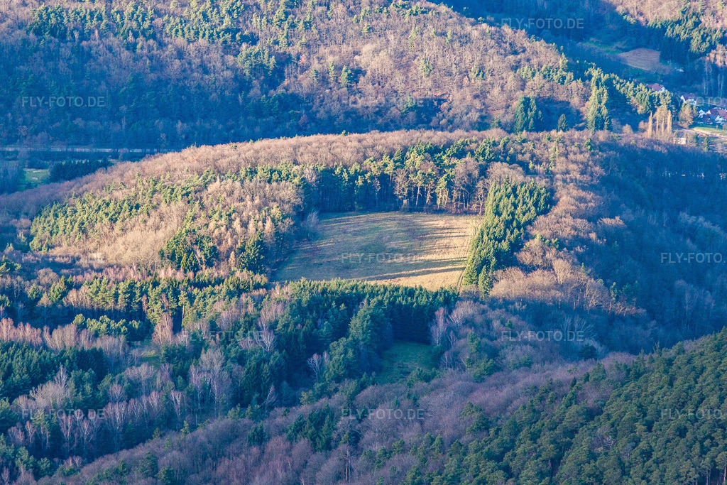 Luftbild: Jugendzeltplatz Kaiserbachtal in Waldhambach im Bundesland Rheinland-Pfalz in Deutschland. Foto: IMG_62101.jpg vom 23.02.2014 durch Werner Riehm/FLY-FOTO.de