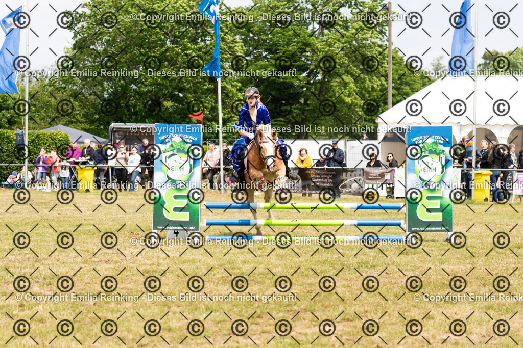 CL5A8007 | Emilia Reinking Fotografie - Realisiert mit Pictrs.com