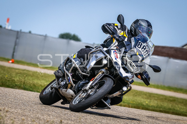 0888-260530DCB-049_888 | Deine Full-Service-Agentur für ✔️Videoproduktionen und ✔️Motorsportfotografie Jetzt Angebot anfragen!