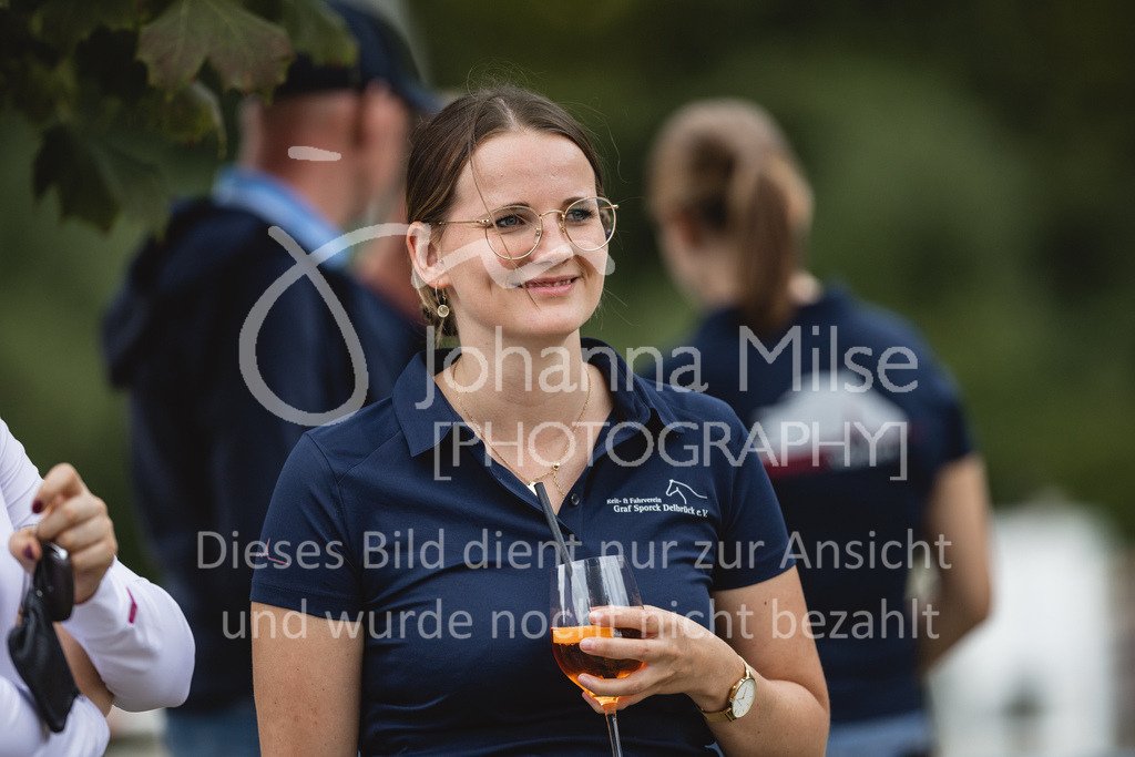 230827_Delbrueck_A-Spr2_Impressionen-862 | Deine schönsten Turniermomente als professionelle Fotos! Entdecke hochwertige Pferdesport-Fotografie im Online-Shop. Jetzt Fotos finden & bestellen!