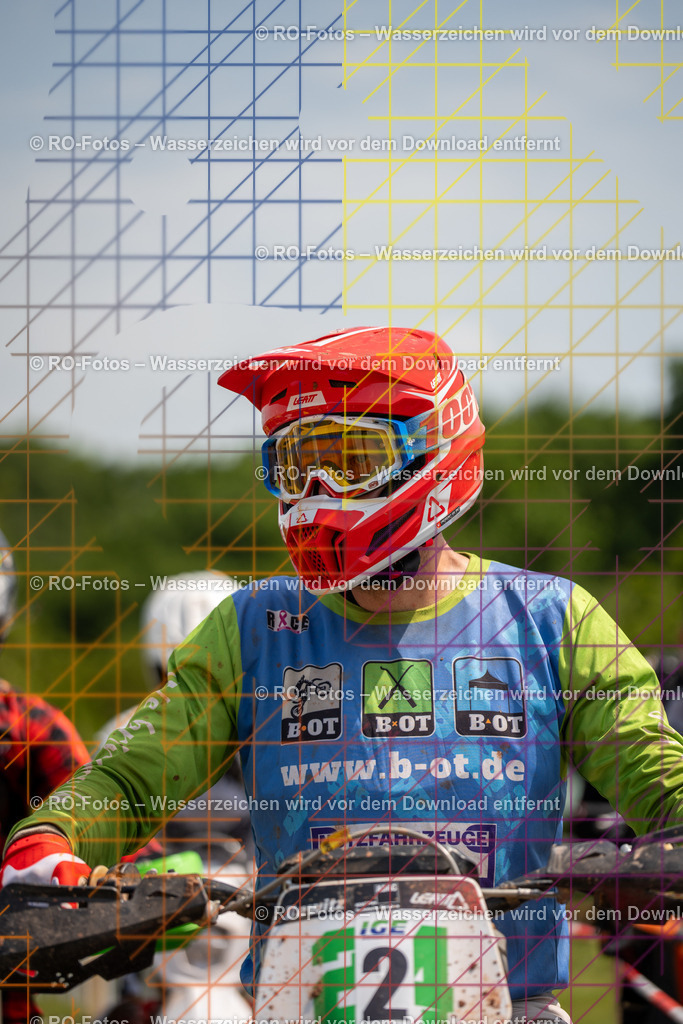 Wolfshausen 5 Lauf -27 | Sportfotografie von RO-Fotos: Motorsport, Motocross, Enduro, Laufveranstaltungen und Triathlon. Professionelle Fotos von Sportlern und Events. - Realisiert mit Pictrs.com