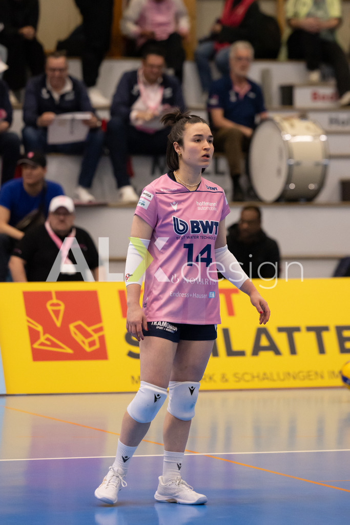 Volleyball I Frauen I Saison 2025-2026 I Volleyball NLA | Women I 1/2 Finals I  VC Kanti Schaffhausen - Sm'Aesch Pfeffingen I 07.03.2026 | 14 Romina Schnyder (CH) (Sm'Aesch Pfeffingen) – Libera - Realisiert mit Pictrs.com