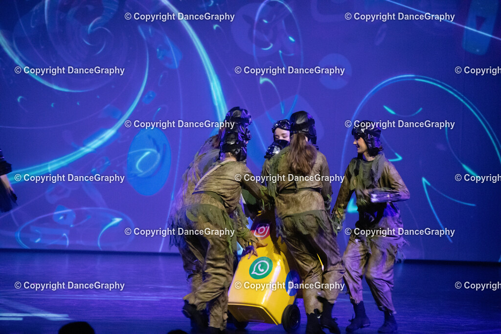 GPHY2418 | DanceGraphy - Realisiert mit Pictrs.com