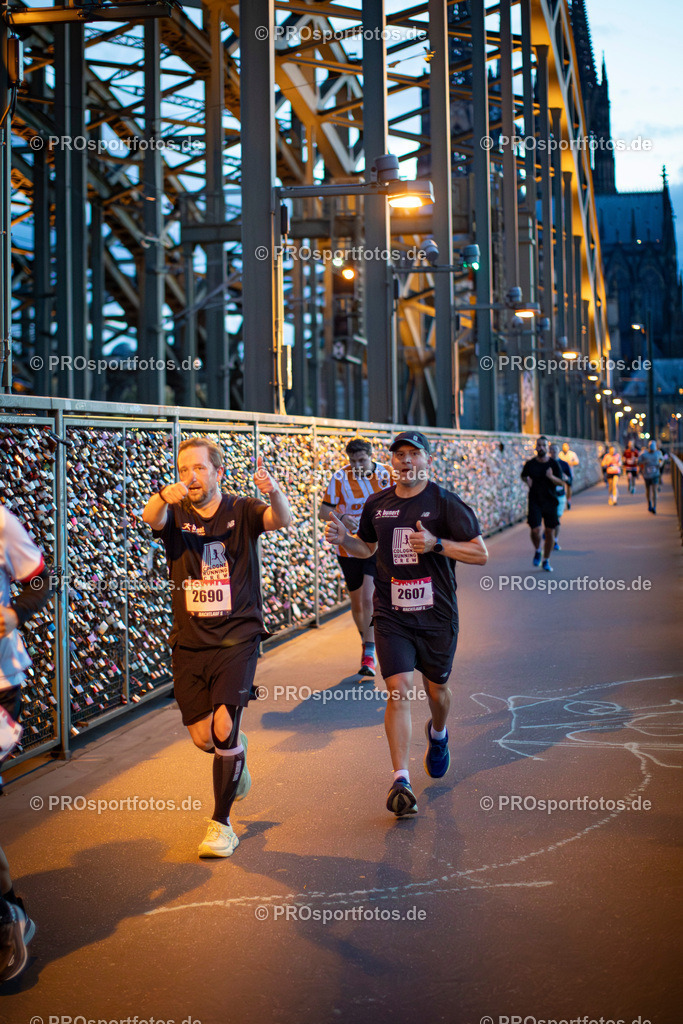 22. Nachtlauf des ASV Koeln; Koeln, 28.05.25 | Impressionen vom 22. Nachtlauf des ASV Koeln am 28.05.25 in der Altstadt von Koeln (Deutschland). Foto: BEAUTIFUL SPORTS/Bernd Hoffmann