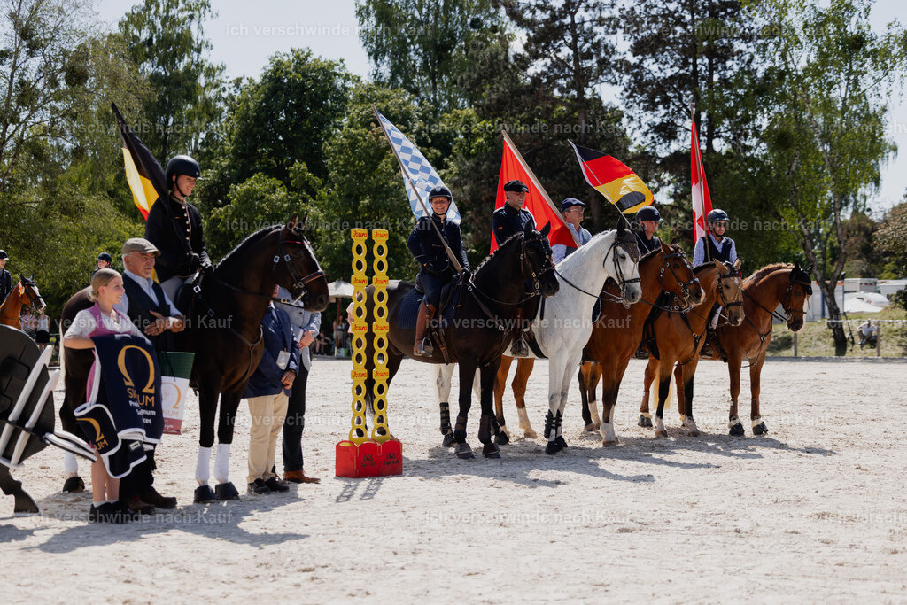 WE_SP_Stoib_Siegerehrung_PI2025_2223 | Pferd International München 2025