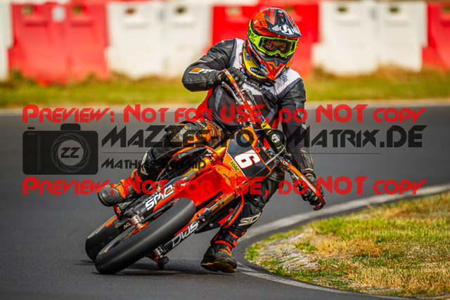 MaZZes_FotoMatrix_230701_8588 | S4